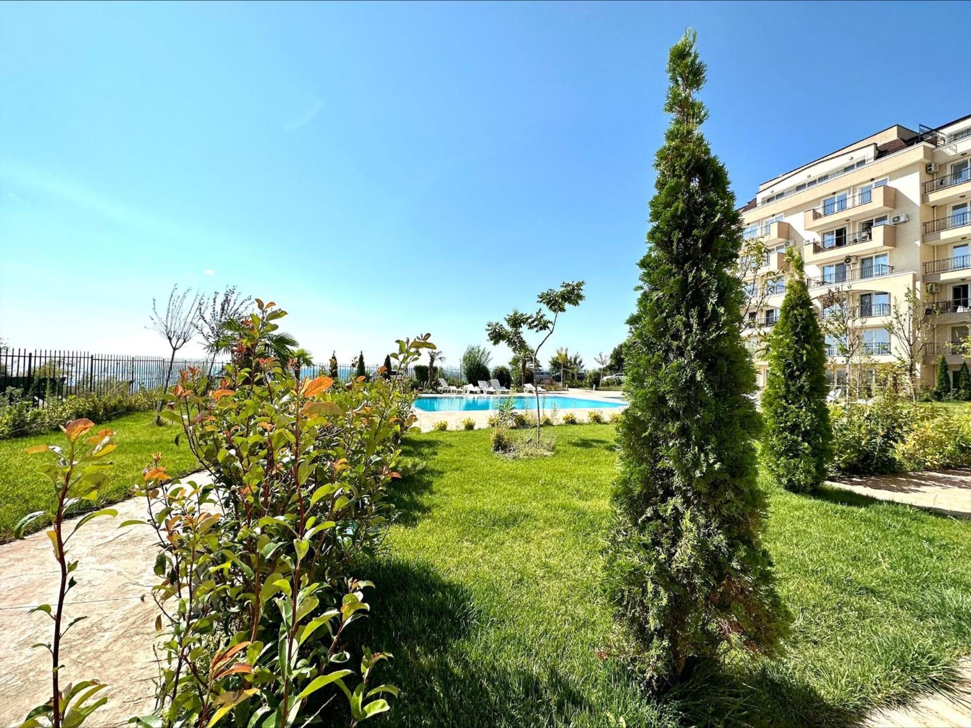 Ipanema Beach - Menada Apartments Свети-Влас Экстерьер фото