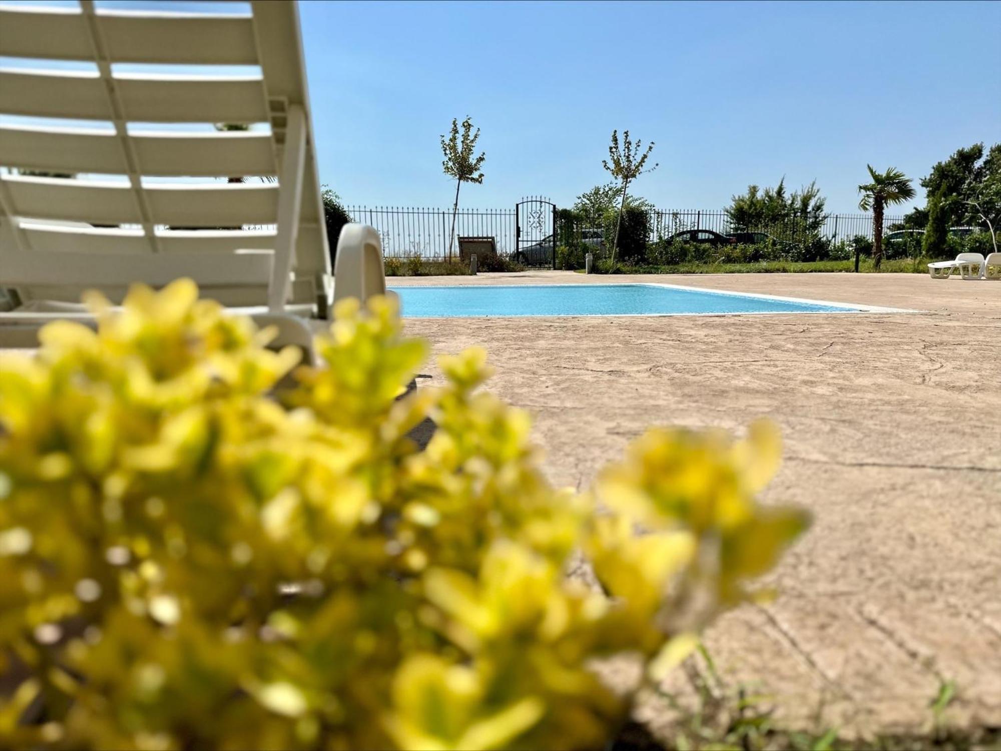 Ipanema Beach - Menada Apartments Свети-Влас Экстерьер фото