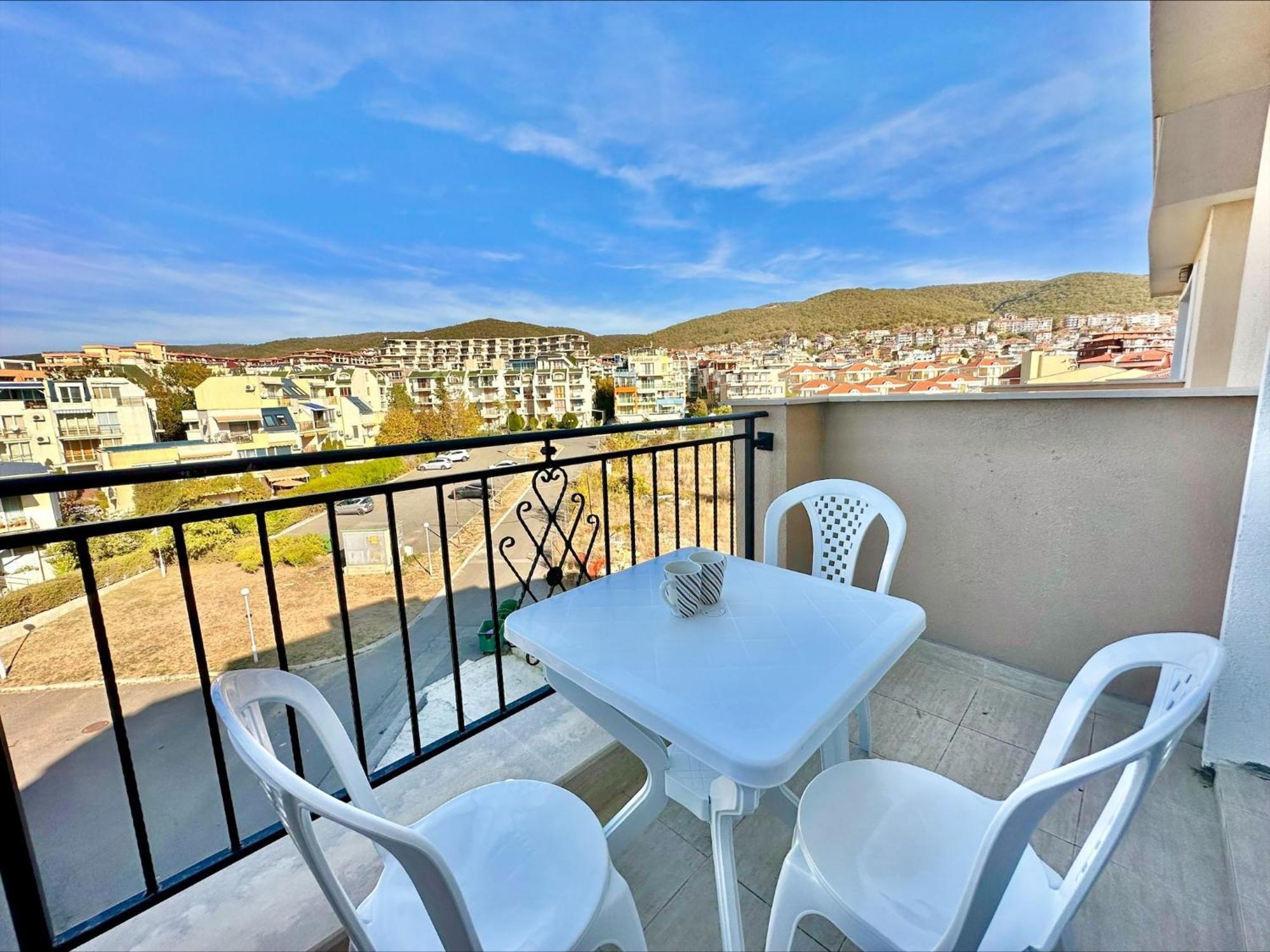 Ipanema Beach - Menada Apartments Свети-Влас Номер фото