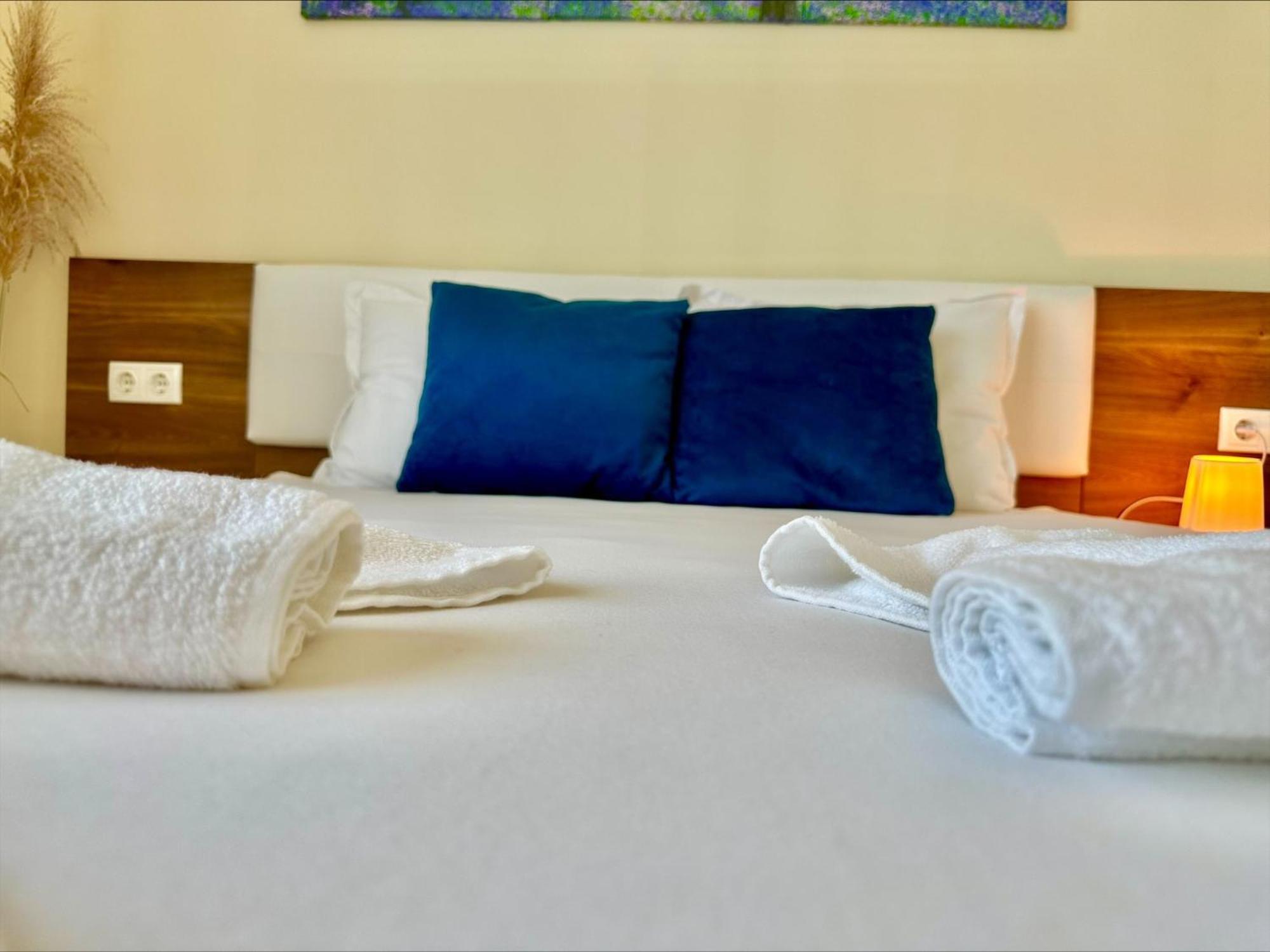 Ipanema Beach - Menada Apartments Свети-Влас Номер фото